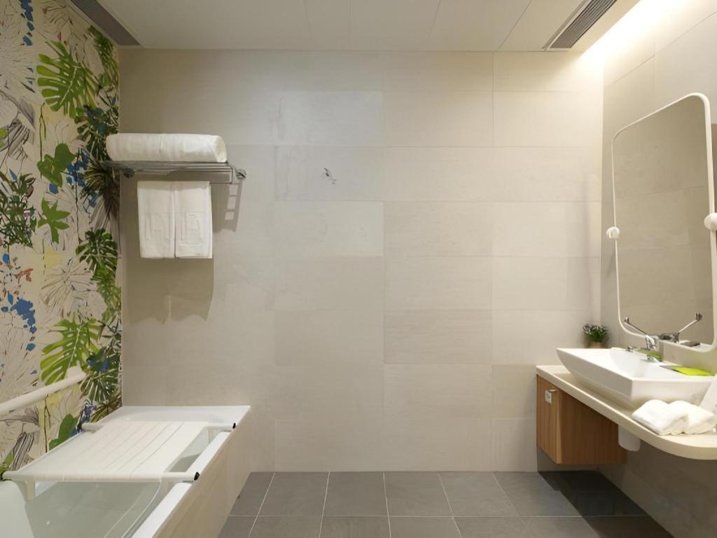 Hotel Ease Access - Lai Chi Kok Hongkong Kültér fotó