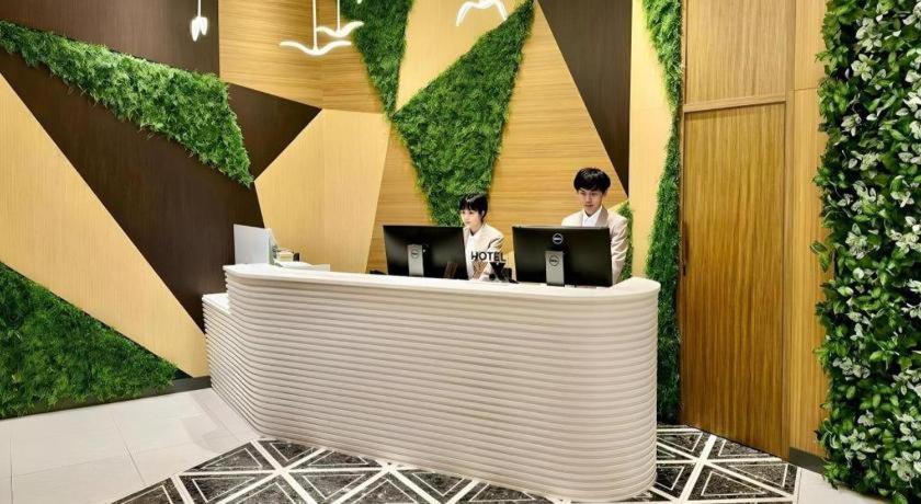 Hotel Ease Access - Lai Chi Kok Hongkong Kültér fotó